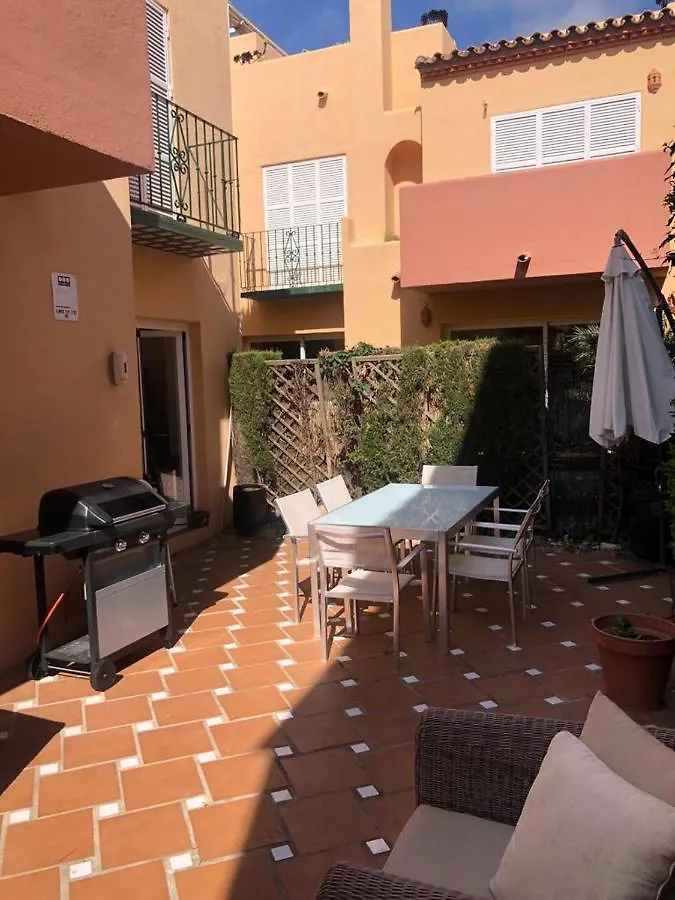 Condes de Iza Nueva Andalucia Villa Marbella 0*,