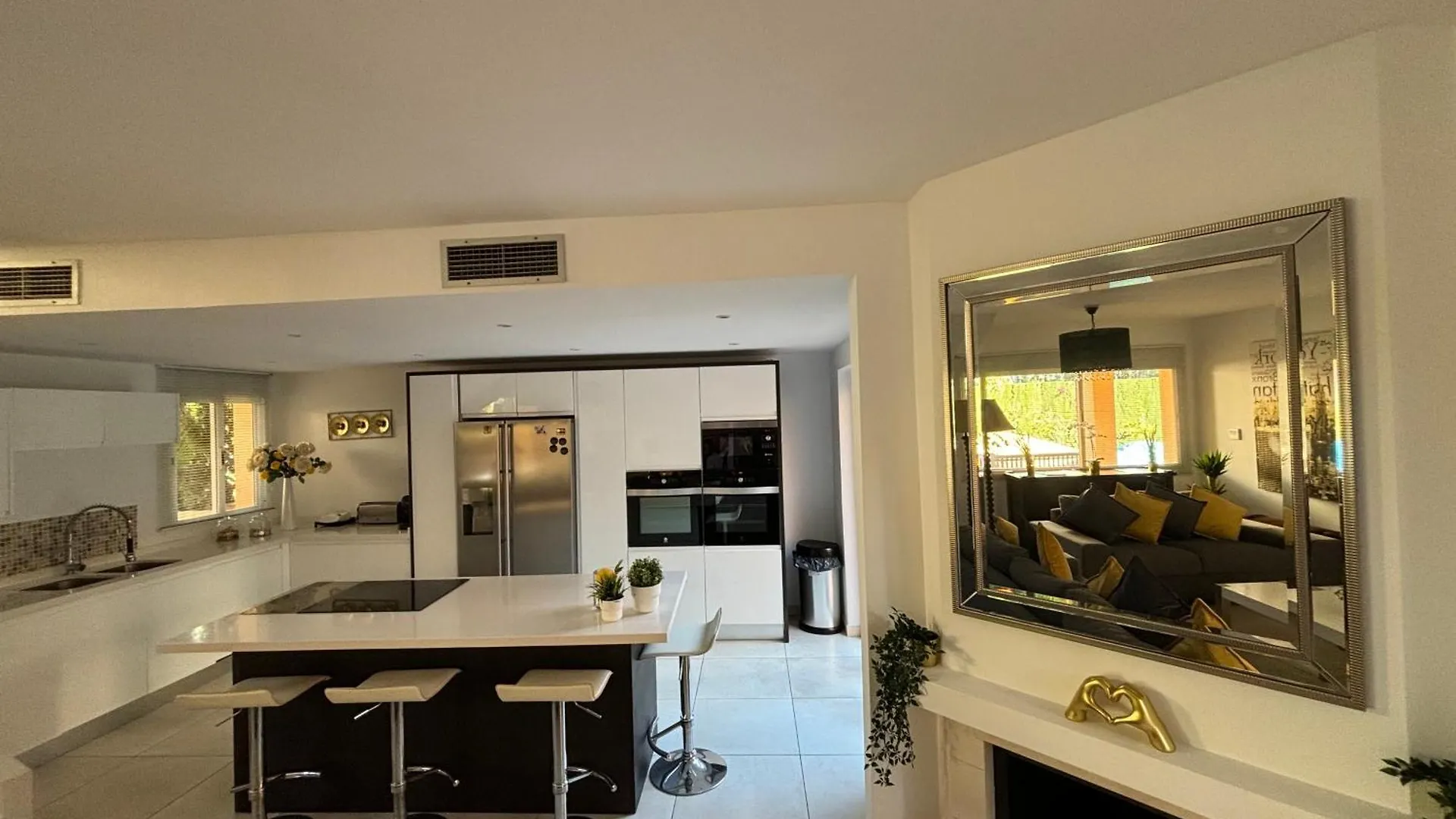 Condes de Iza Nueva Andalucia Villa Marbella