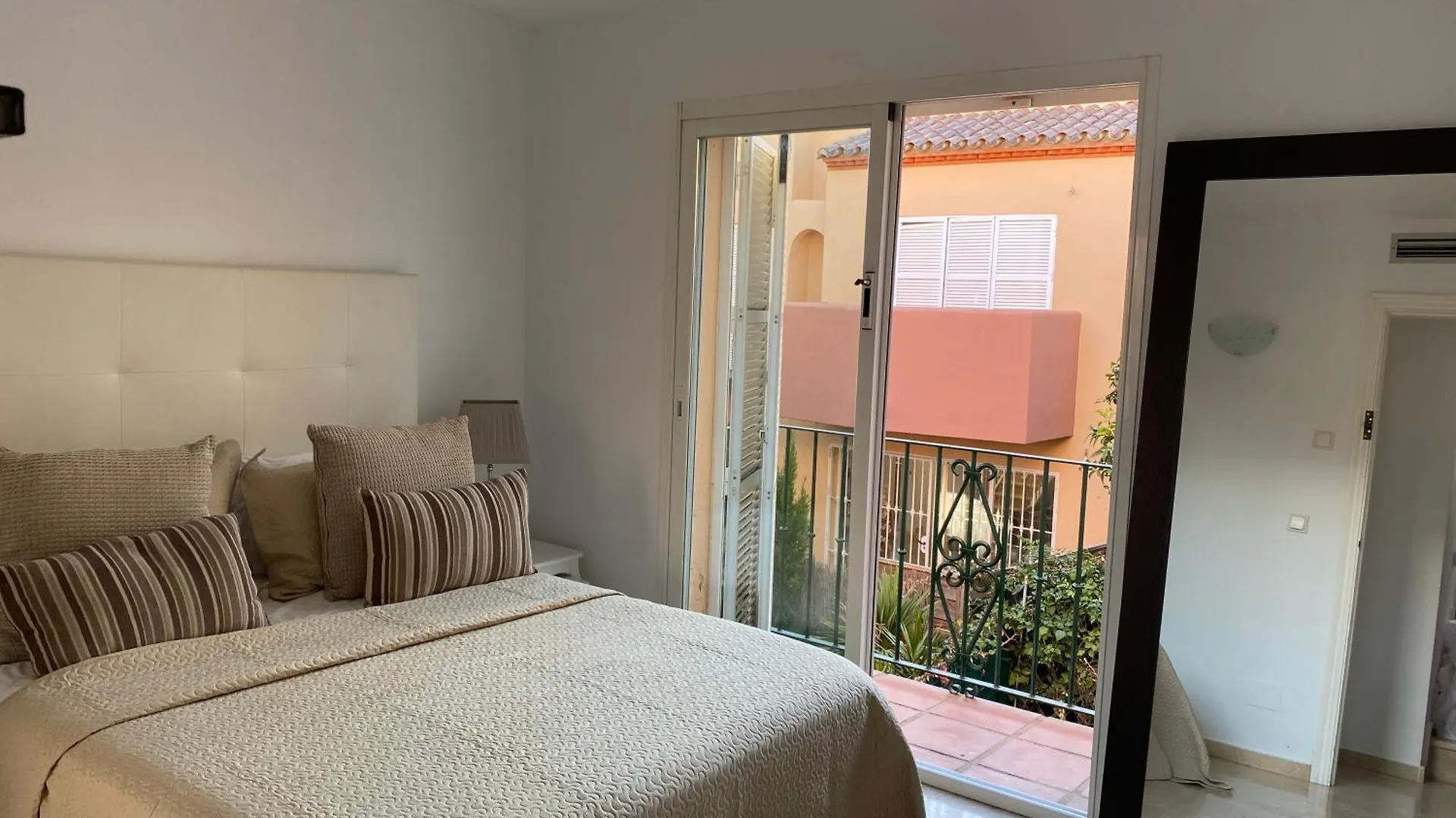 Condes de Iza Nueva Andalucia Villa Marbella Сasa de vacaciones