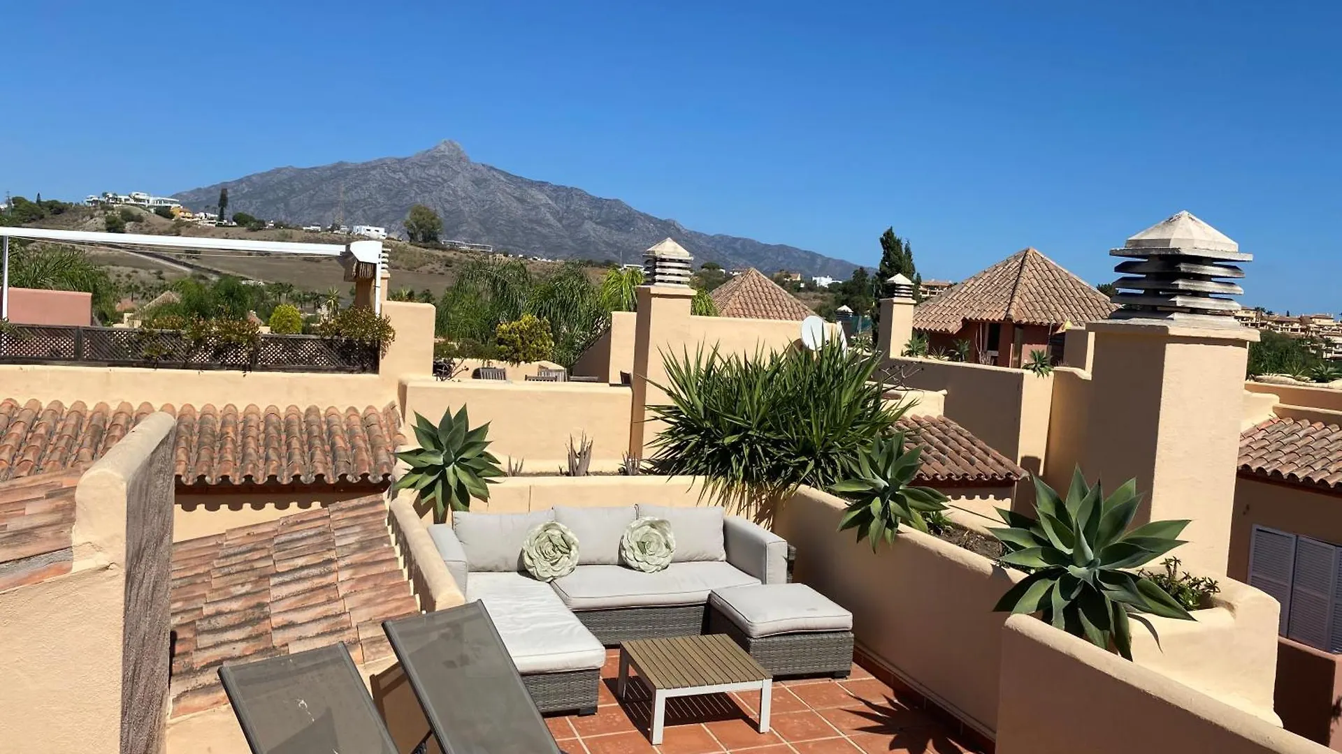 Condes De Iza Nueva Andalucia Villa Marbella Spain